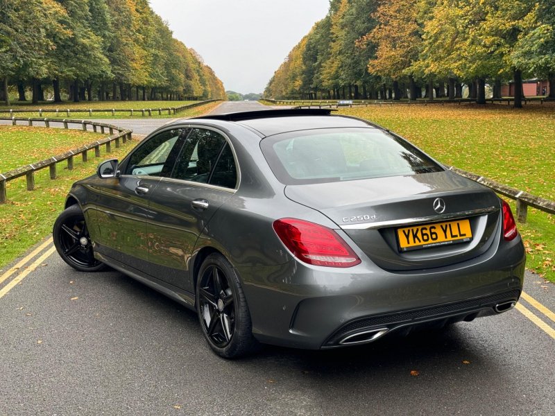 MERCEDES-BENZ C CLASS