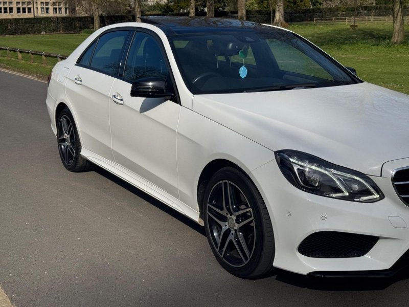 MERCEDES-BENZ E CLASS