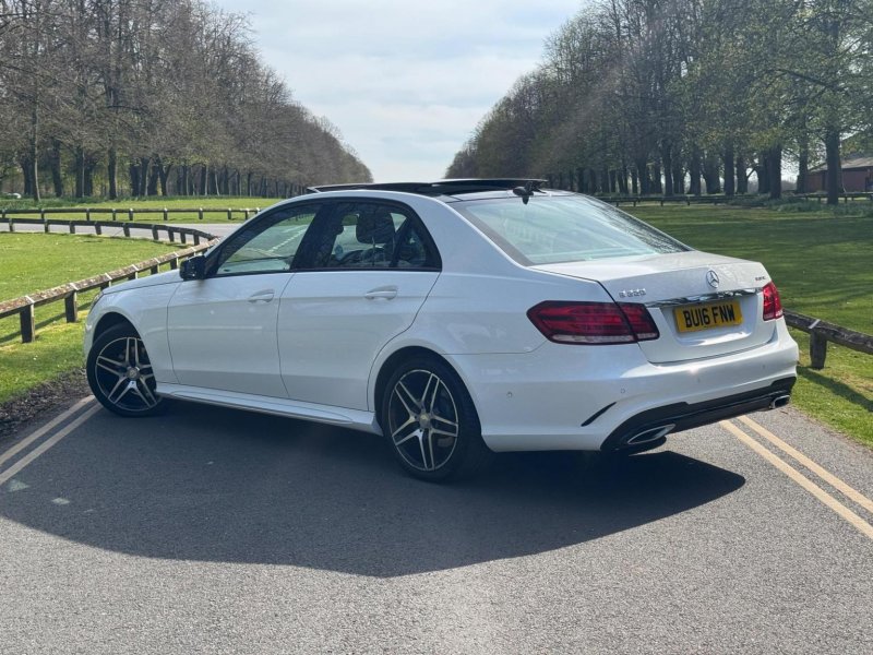 MERCEDES-BENZ E CLASS